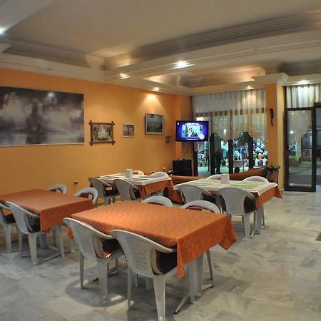 Akerdem Hotel Kusadası Exterior foto